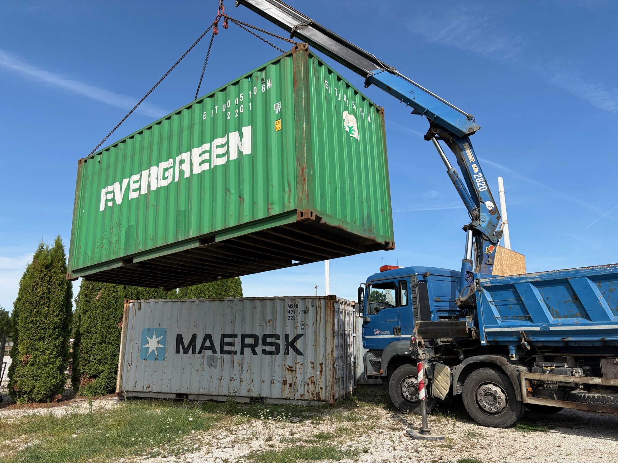 obrazok miesto osemkoly dole